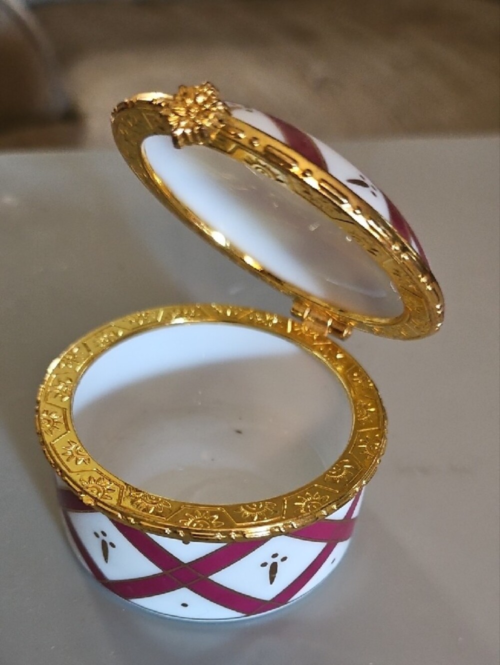 Gold-Trim Porcelain Trinket Box with Pink Floral Detail - Picture 2 of 3